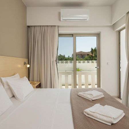 Esplanade Apartments Калатас Екстер'єр фото