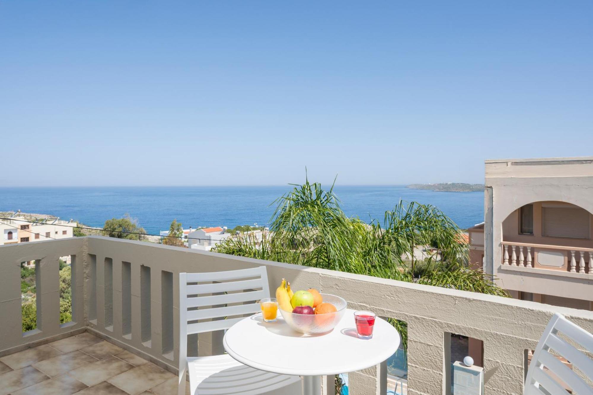 Esplanade Apartments Калатас Екстер'єр фото