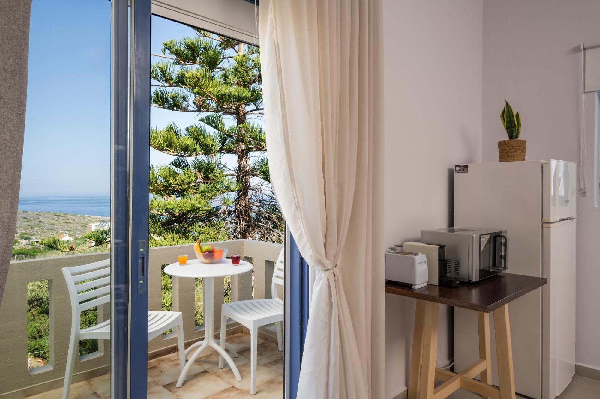 Esplanade Apartments Калатас Екстер'єр фото