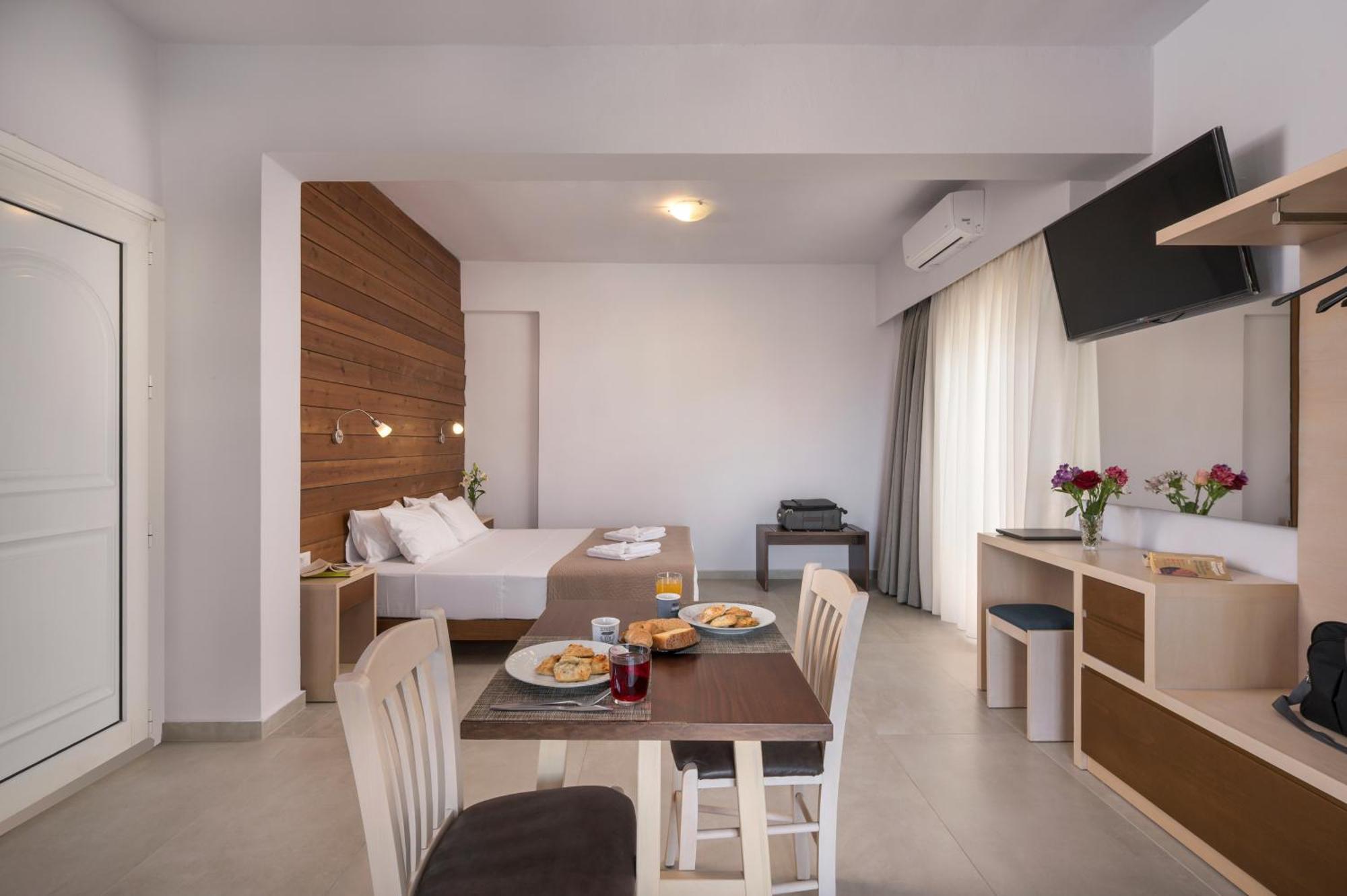 Esplanade Apartments Калатас Екстер'єр фото